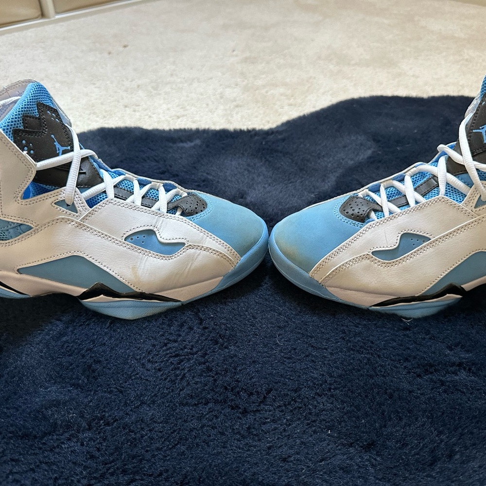 Jordan True Flight (UNC colors)